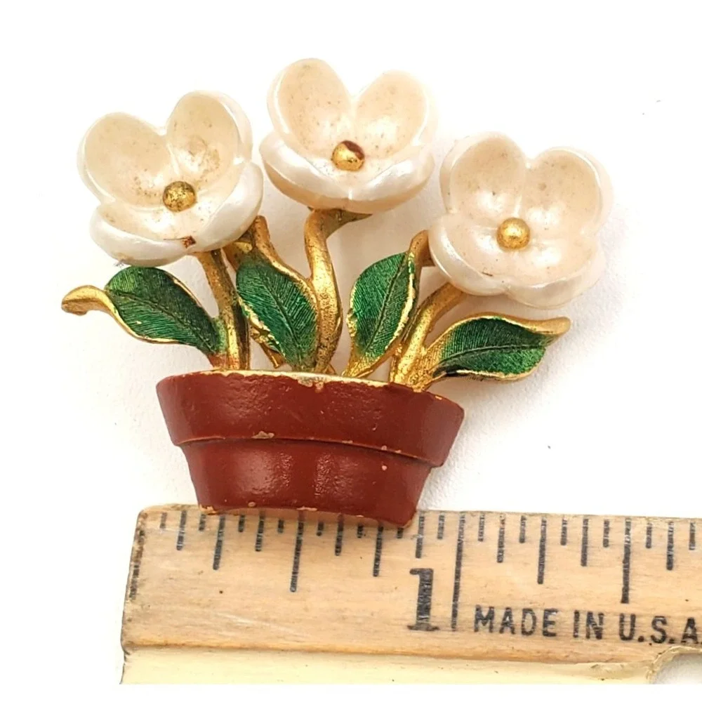 Vintage Flowers in a Pot w Faux Pearls Pin Brooch Mamselle Gold Tone Enameled
